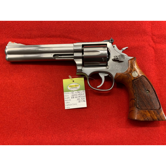 SFSP1159| Smith and Wesson 686 